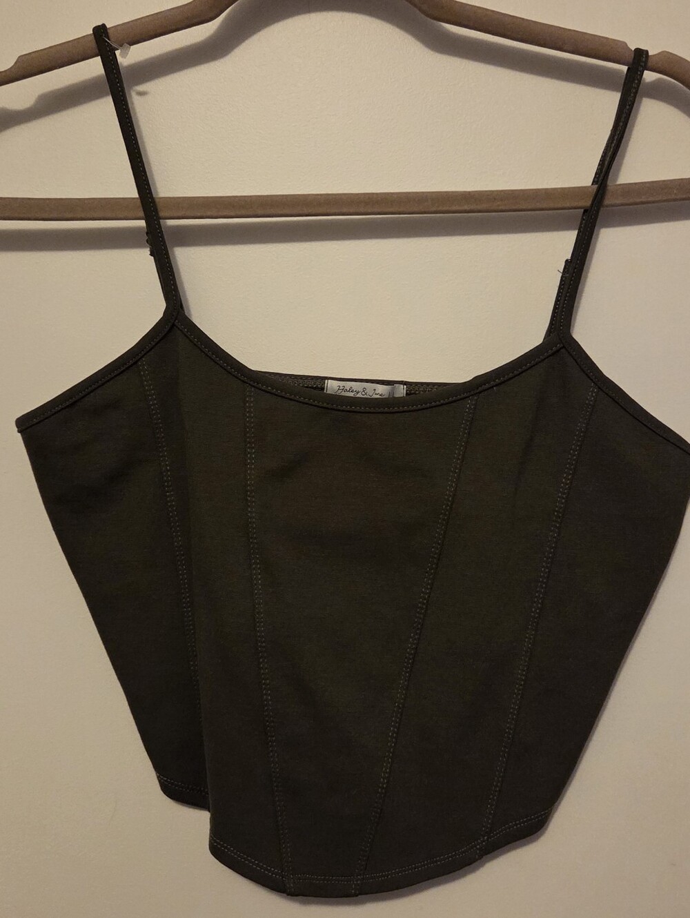 Black Spaghetti-Strap Crop Top Bustier-esque